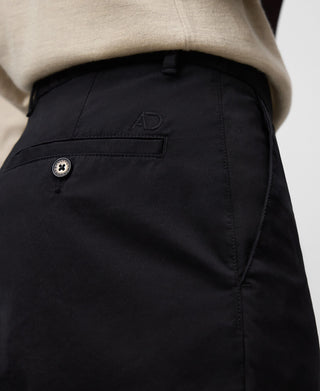 Pantalón Chino Regular Fit con Bolsillos