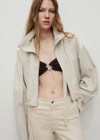 Jeans Flare Talle Medio con Bolsillos