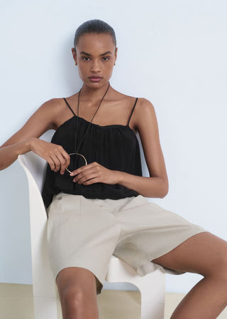 Blusa Crop Estilo Globo.