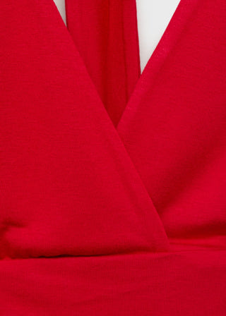 Blusa Escote Pico con Espalda Abierta.