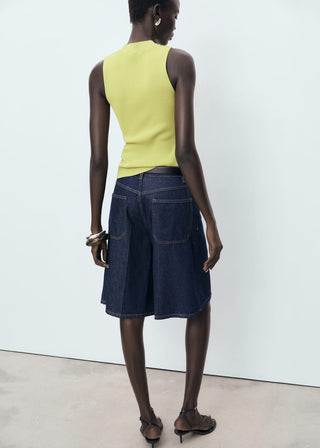 Blusa Cuello Alto de Canalé.