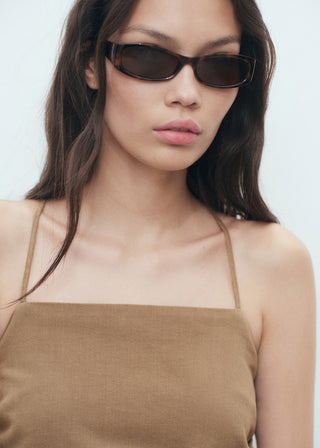 Blusa Drapeada con Espalda Cruzada.