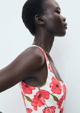 Vestido Cuello Cuadrado con Estampado Floral.