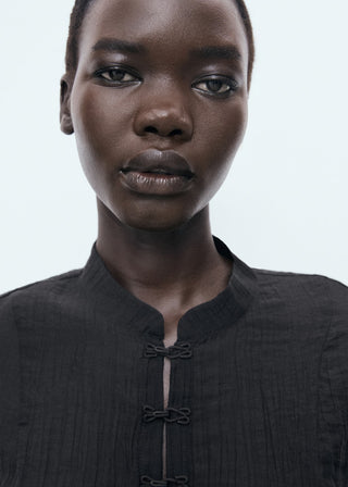 Blusa Cuello Mao con Botones