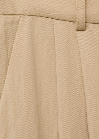 Pantalón Recto Talle Medio.