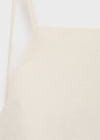 Blusa con Detalle de Espalda Abierta.