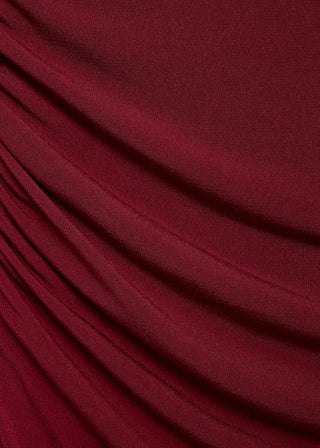 Vestido Drapeado con Detalle Joya.