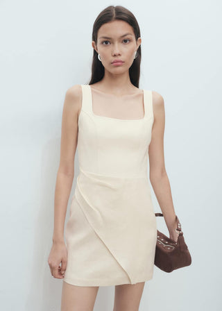 Vestido de Lino con Detalle de Pliegues
