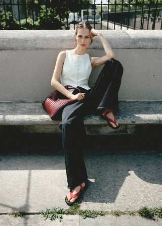 Chaleco con Botones Detalle de Lazo