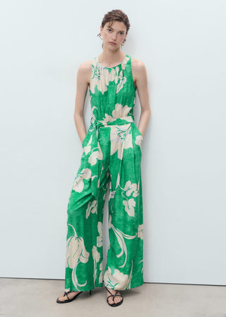 Enterizo con Cinturón Estampado Floral.