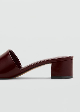 Sandalia de Tira con Punta Cuadrada