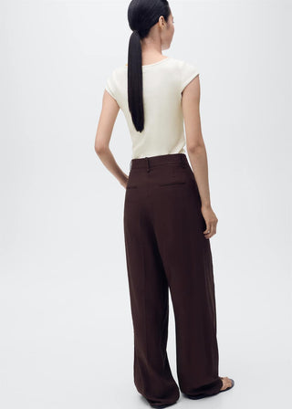 Camiseta con Escote Bajo de Algodón