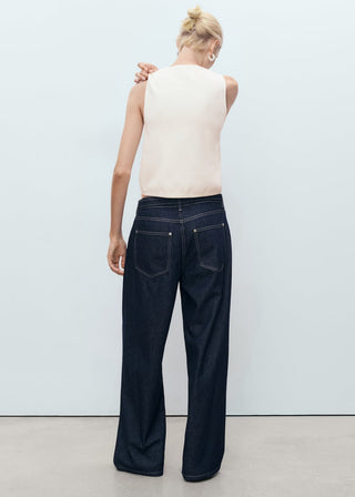 Chaleco de Punto con Botones.