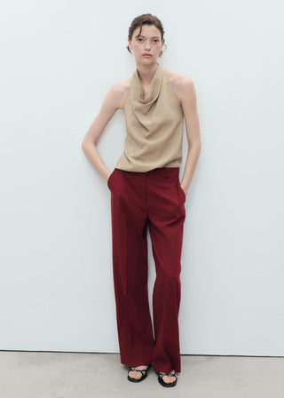 Pantalón Recto Talle Medio con Bolsillos.