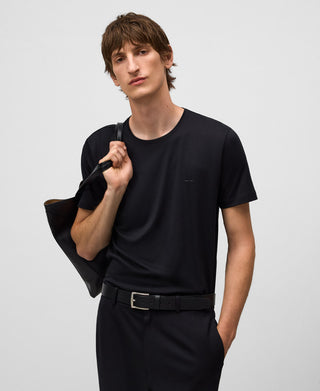 Camiseta Manga Corta con Logo Bordado