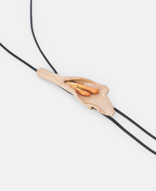 Collar Largo con Diseño Floral