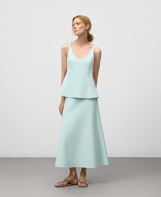 Blusa Peplum con Espalda Abierta.