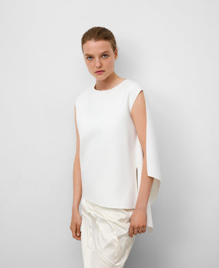 Blusa sin Mangas con Detalle Lateral.