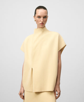 Chaleco Cuello Alto de Punto.