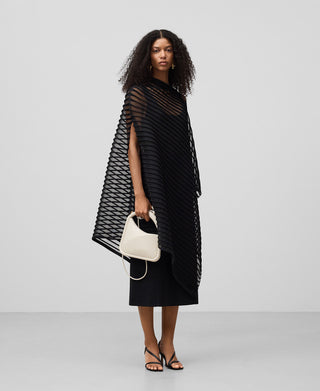 Capa Asimétrica Semitransparente