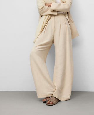 Pantalón Talle Alto con Pinzas de Lino.