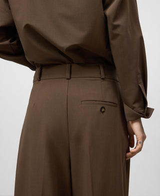 Pantalón Sastre con Pinzas Delanteras