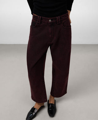 Jeans Tobillero con Pinzas Delanteras