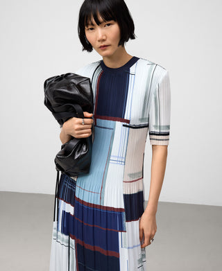 Vestido de Crinkle con Estampado Geométrico