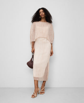 Vestido Manga Corta con Capa de Crinkle.