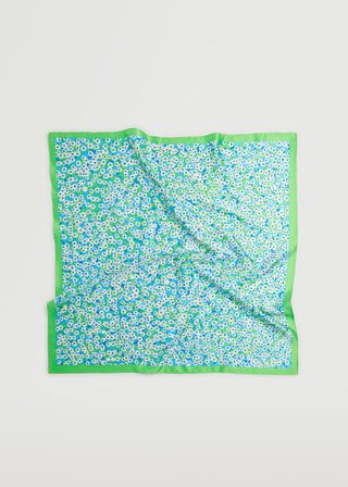 Pañuelo con Estampado Floral