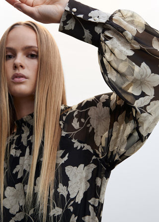 Vestido con Volantes Estampado Floral