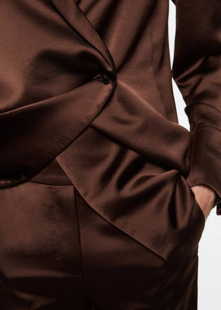 Blazer Satinada Estilo Cruzada