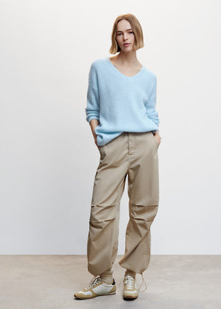 Sudadera Cuello V con Canalé