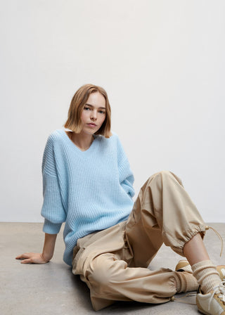 Sudadera Cuello V con Canalé