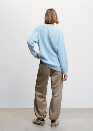 Sudadera Cuello V con Canalé