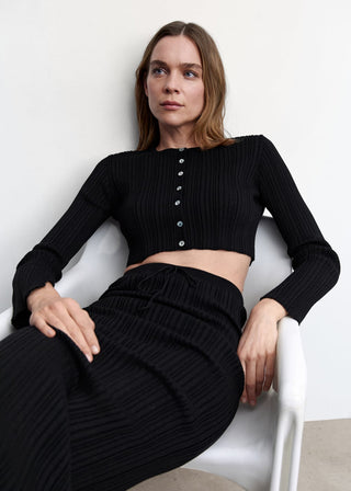 Cárdigan Crop de Canalé con Botones