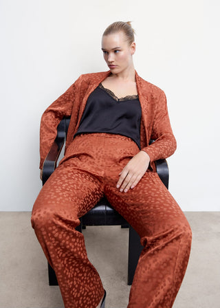 Blazer Satinada con Estampado de Puntos