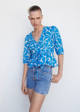 Blusa con Lazo Ajustable Estampado Floral