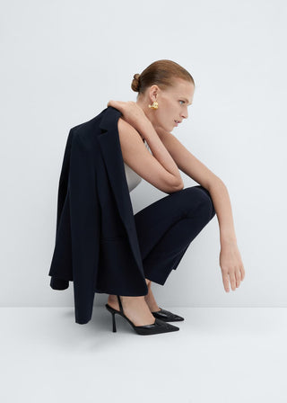 Blazer Entallado con Detalle de Pinzas