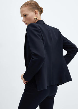 Blazer Entallado con Detalle de Pinzas