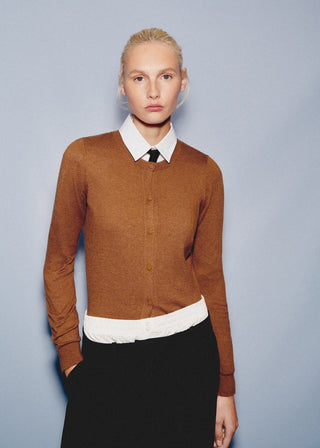 Cárdigan Cuello Redondo con Botones