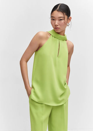 Blusa Cuello Halter con Detalle Abertura