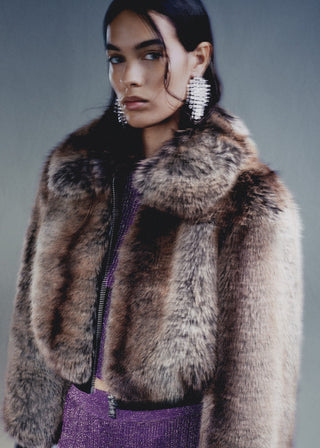 Chaqueta Corta Efecto Pelo