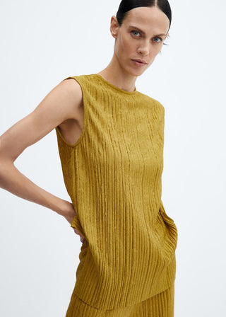 Blusa Cuello Redondo Diseño Plisado