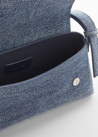 Bolso Denim con Detalle de Solapa
