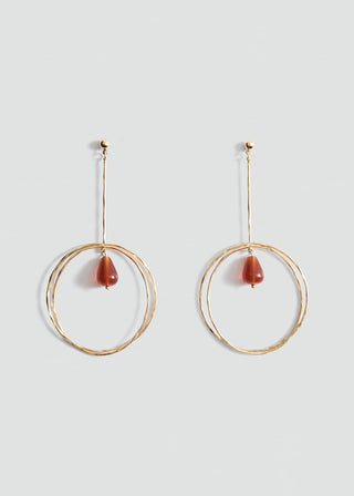 Aretes Largos con Detalle de Borla