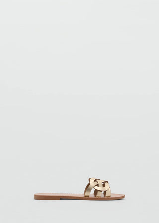 Sandalia de Piel con Tiras Entrelazadas