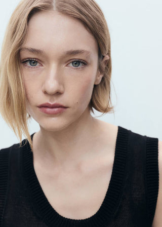 Blusa de Punto Cuello Escotado