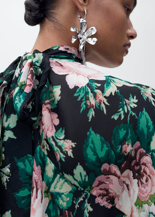 Aretes Largos con Flores