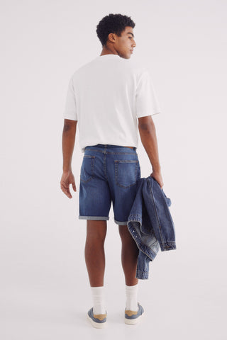 Short Denim con Detalle Dobladillo